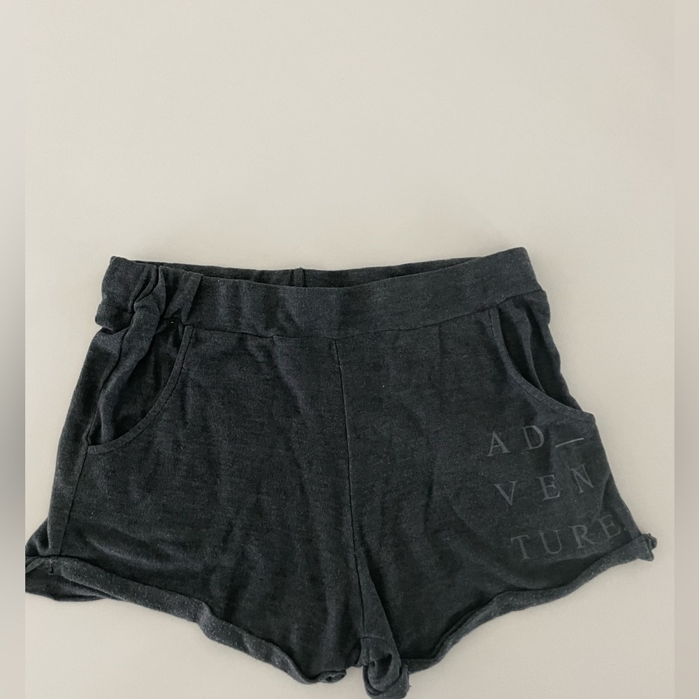 GoodhYOUman sweat short